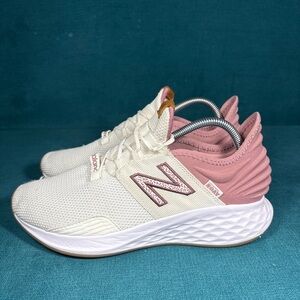 New Balance Fresh Foam Roav Women’s 10 Cream Pink Running Shoes Lifestyle